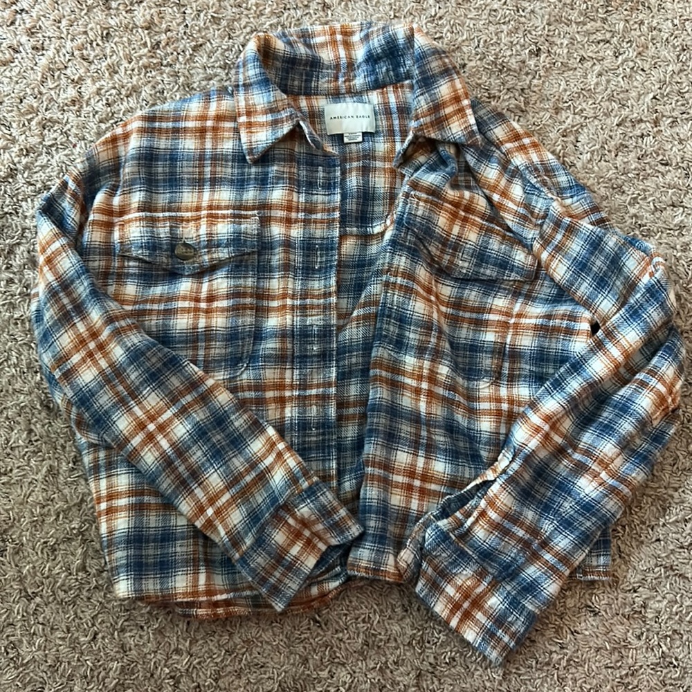 American Eagle cropped flannel
